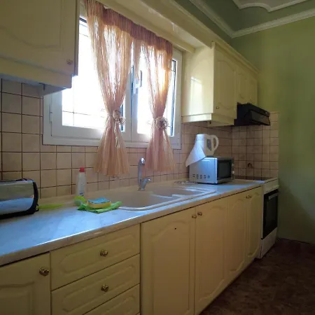 Jasmin Skidi * Ágios Matthaíos