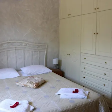 Jasmin Skidi Ágios Matthaíos